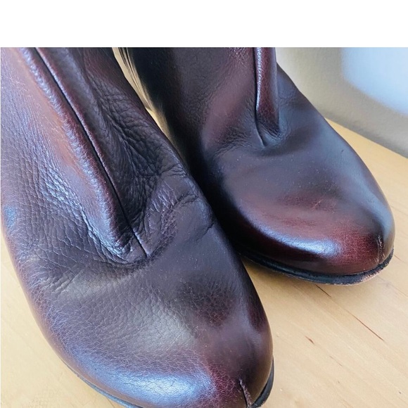 Beautiful soft leather booties - Picture 3 of 7